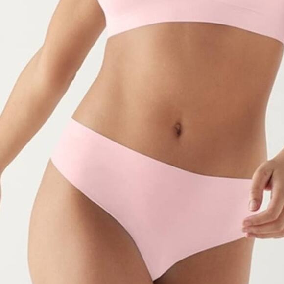 True Body Seamless Thong in Retro Pink 3 pairs Medium M NEW NWT - Picture 1 of 4